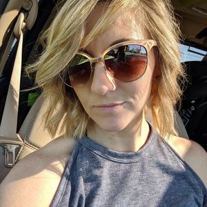 Meet your Posher, Chelsie